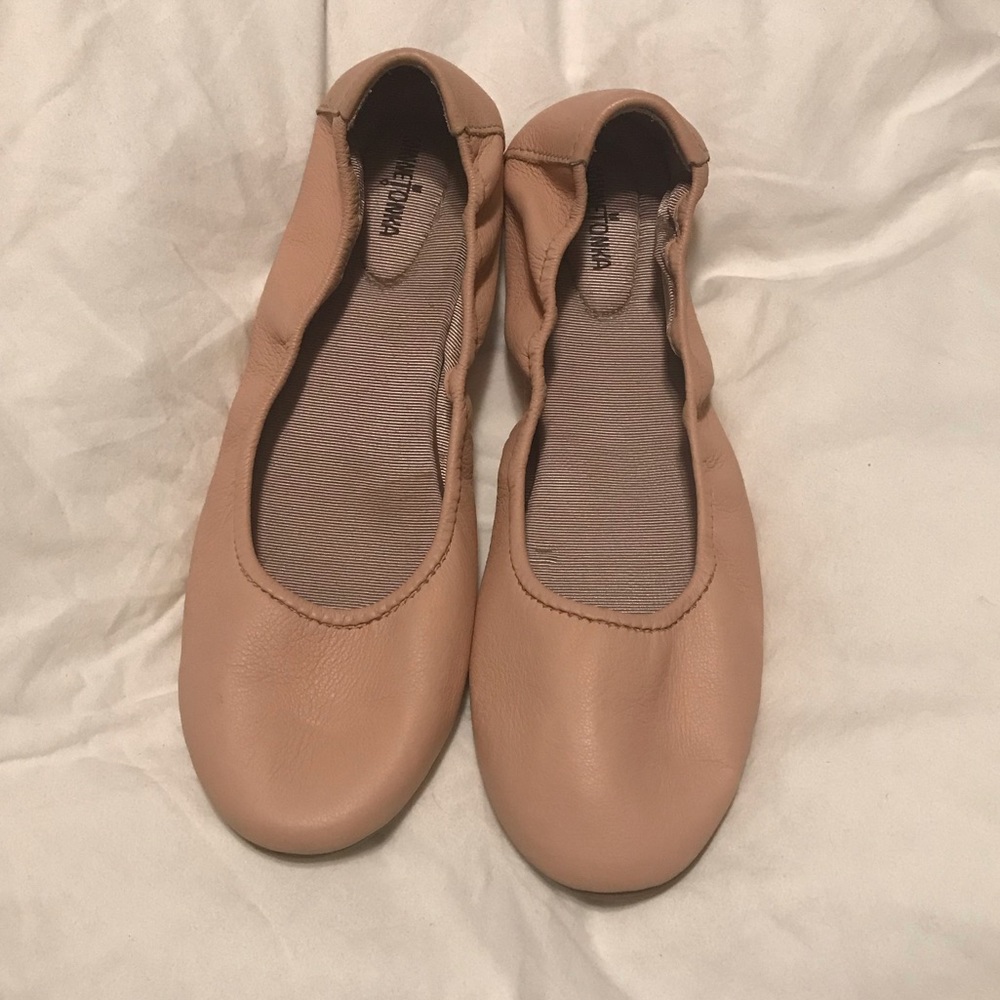 Minnetonka Blush Anna Ballerina Flats 10